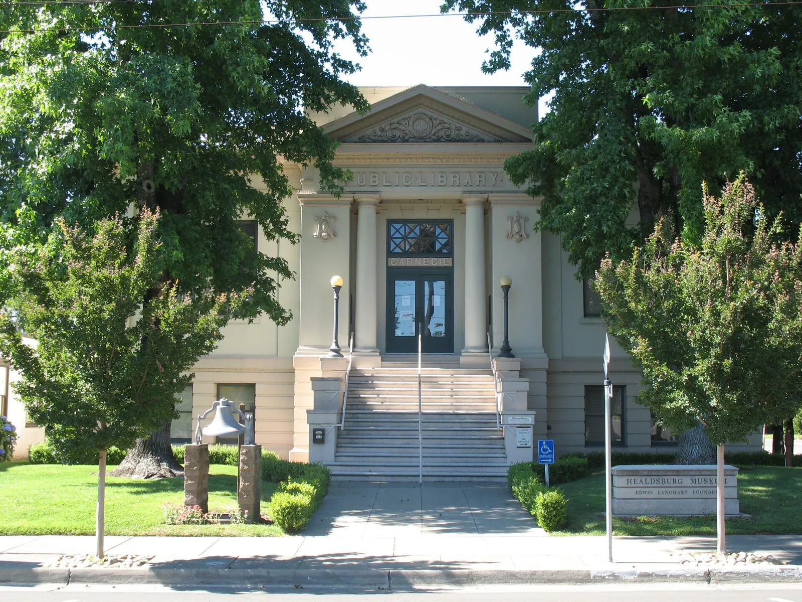 National Register of Historic Places listings in Sonoma County, California. Healdsburg Carnegie Library, 221 Matheson St., Healdsburg, California. Now the Healdsburg Museum.